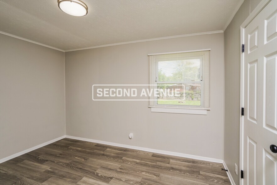 Building Photo - 6111 Trena Trail