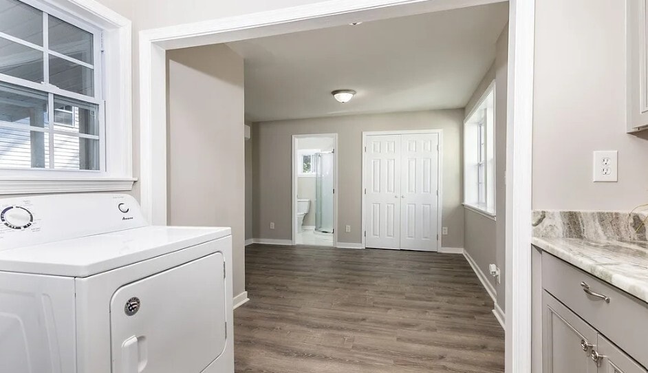 Building Photo - 6103 Hermitage Rd