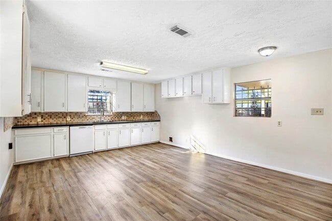 Building Photo - 26785 FM 2090 Rd
