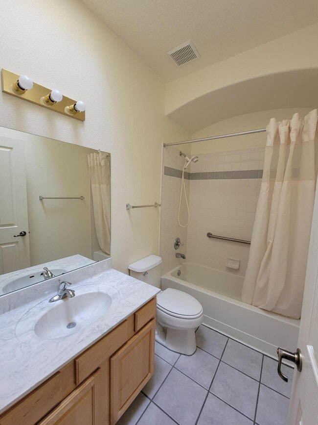 Building Photo - 6323 Goldfield Pl NE