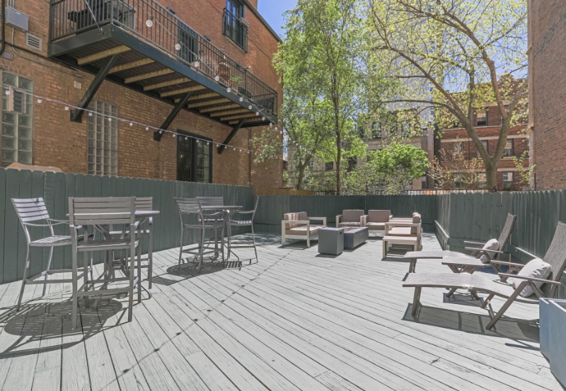 Building Photo - 2619 N Clark St