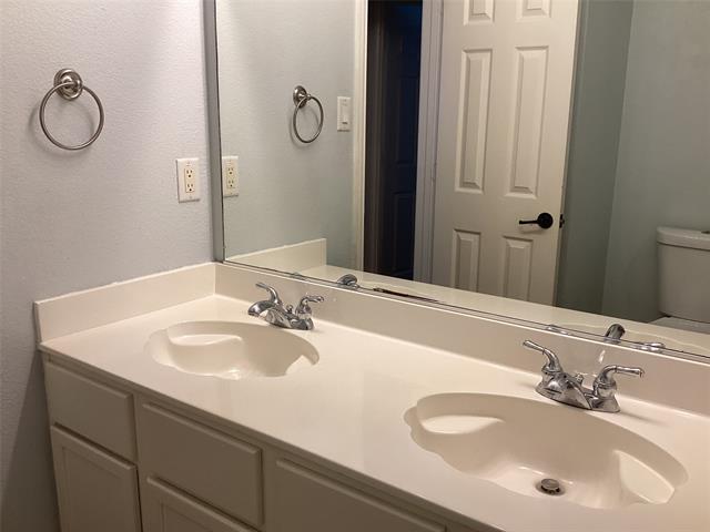 Building Photo - 9121 Rose Ct
