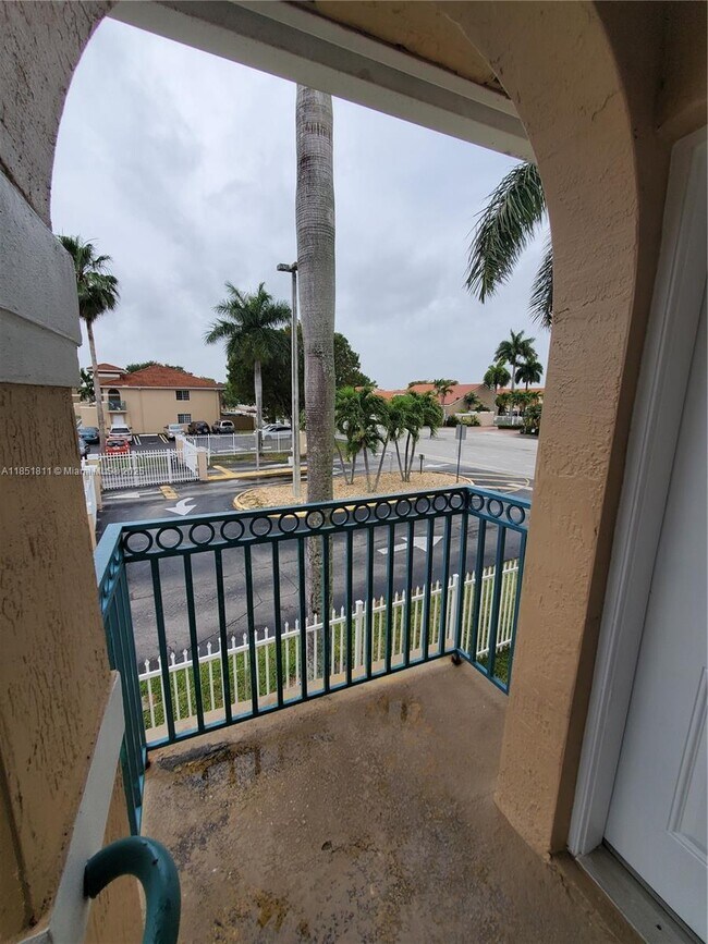 Building Photo - 6416 SW 131st pth