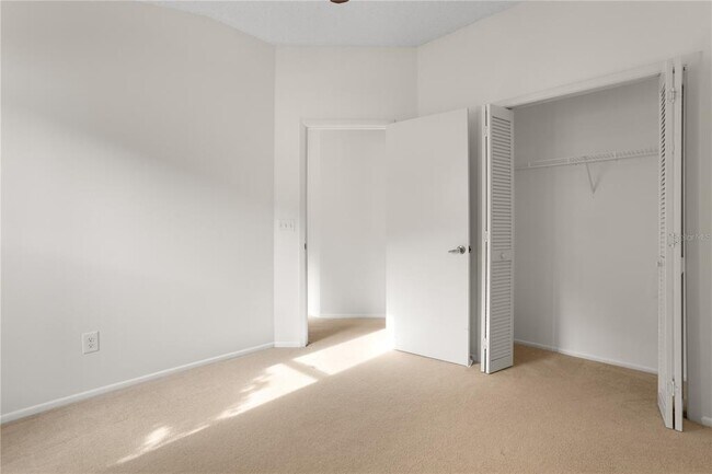 Building Photo - 12778 Waterhaven Cir