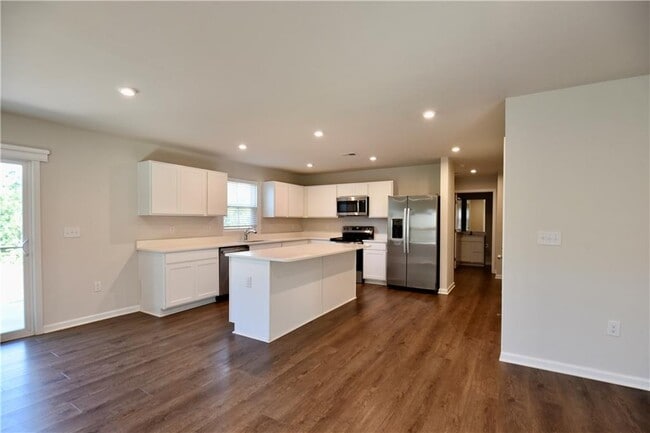 Building Photo - 8421 Limerick Ln