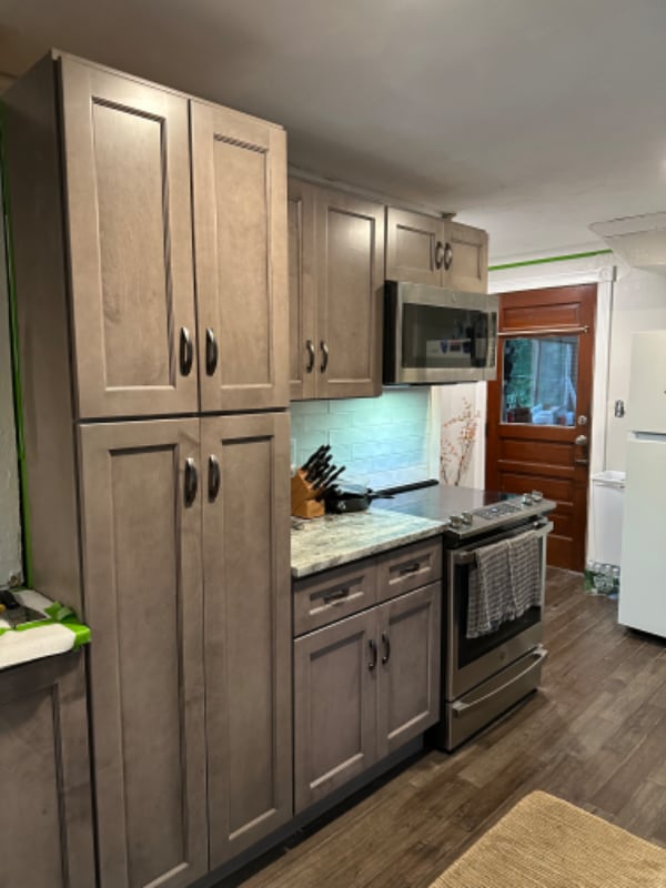 Building Photo - 2 Burdon St