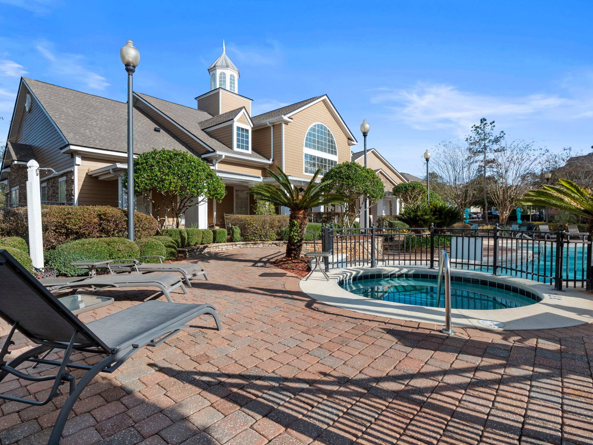 Building Photo - 2801 Chancellorsville Dr