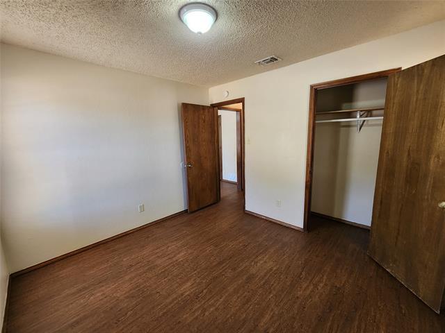 Building Photo - 3211 Eastridge Dr
