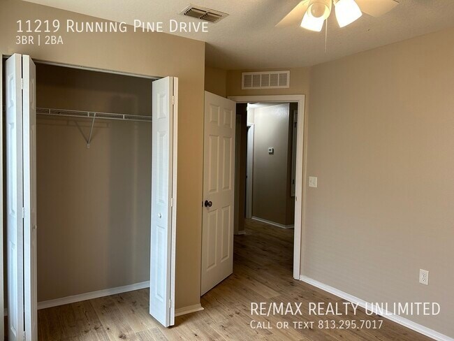 Building Photo - 11219 Running Pine Dr