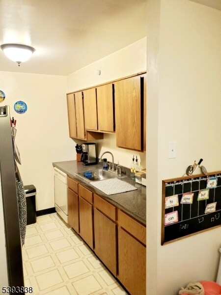 Building Photo - 710 Mill St