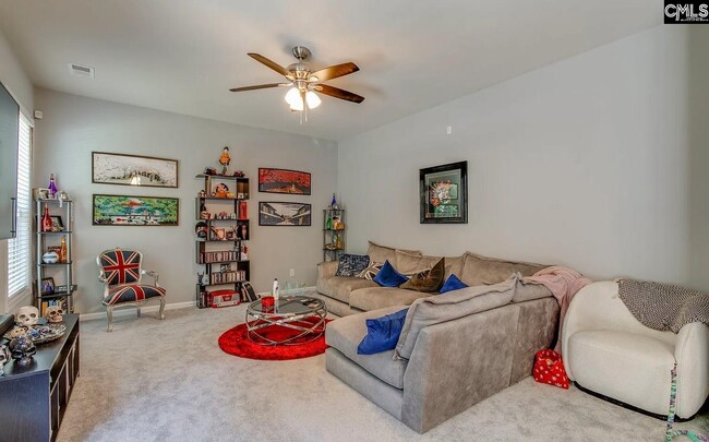 Building Photo - 456 Edenhall Dr