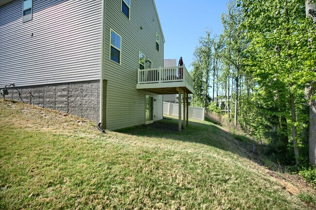 Building Photo - 219 Lorraine Dr