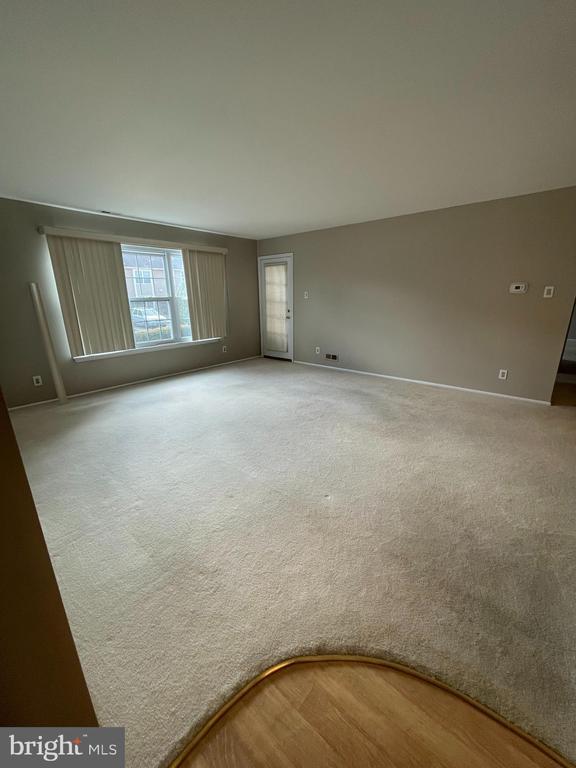 Building Photo - 5207A Adelaide Dr