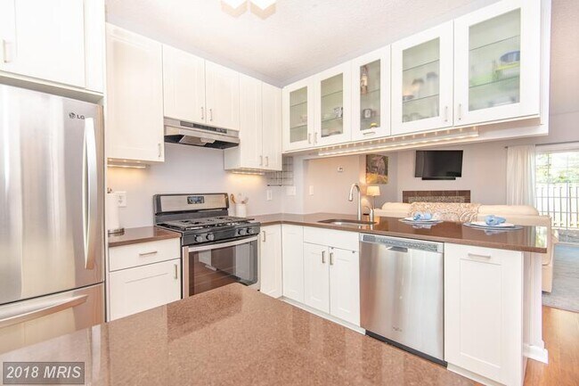 Building Photo - 3070 Madden Ct