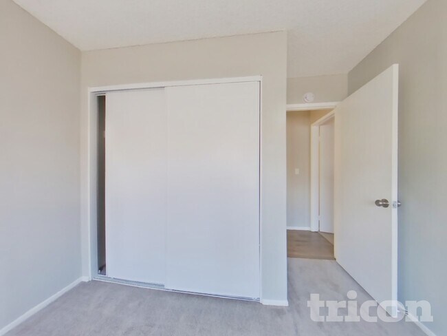 Building Photo - 42946 39th St W