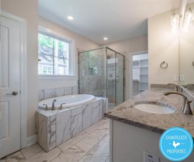 Building Photo - 605 Chapel Ridge Dr