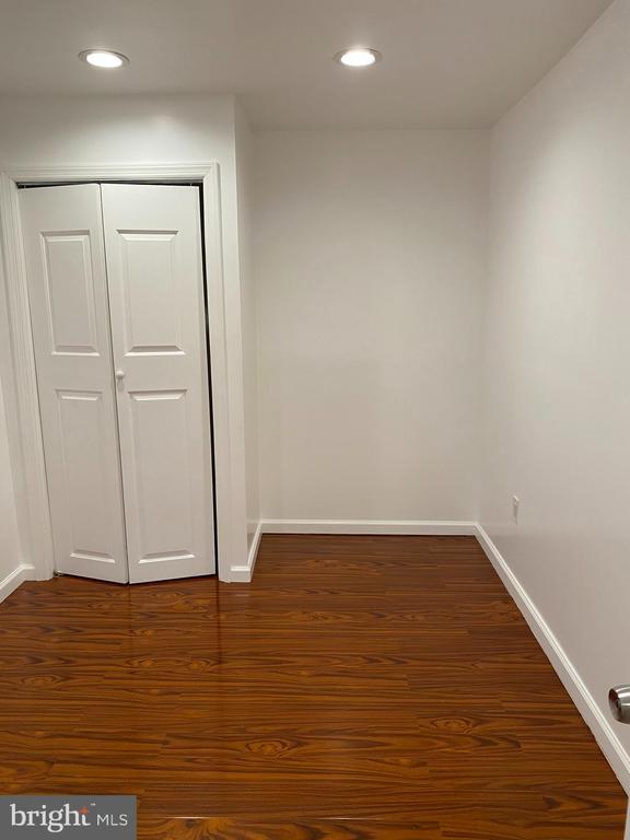 Building Photo - 918 S 12th St