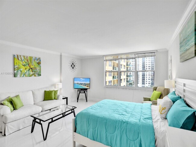 Building Photo - 2501 S Ocean Dr