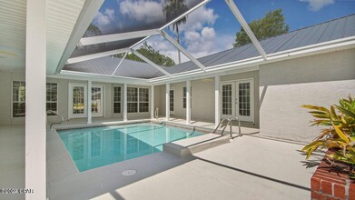 Building Photo - 104 Colony Harbour Rd