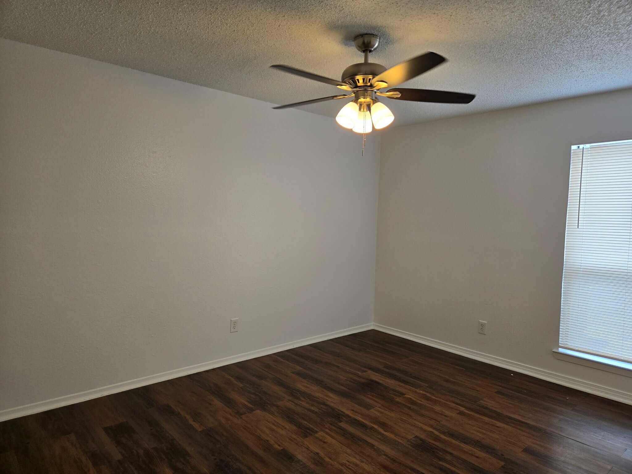 Building Photo - 8600 Fathom Cir