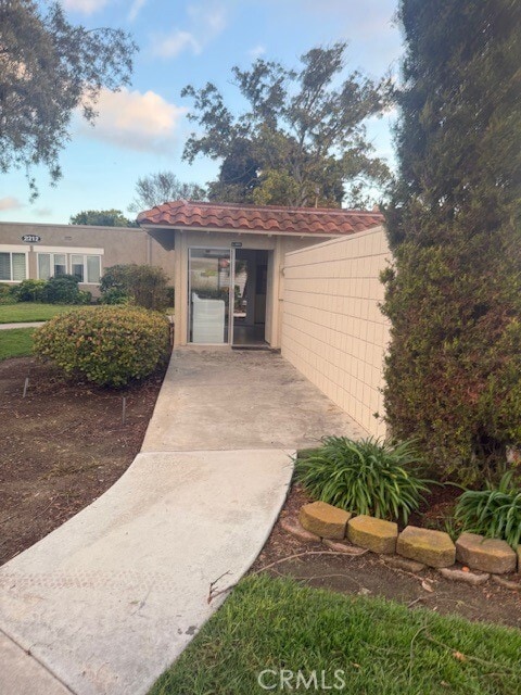 Building Photo - 2210 Via Mariposa E