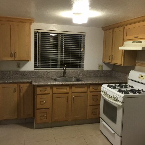 Building Photo - 7237 Milton Ave