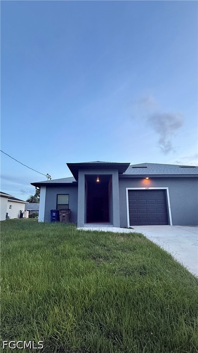 Building Photo - 4745 26th St SW