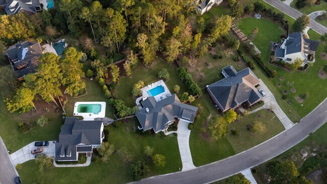 Building Photo - 1005 Mt Whitney Dr