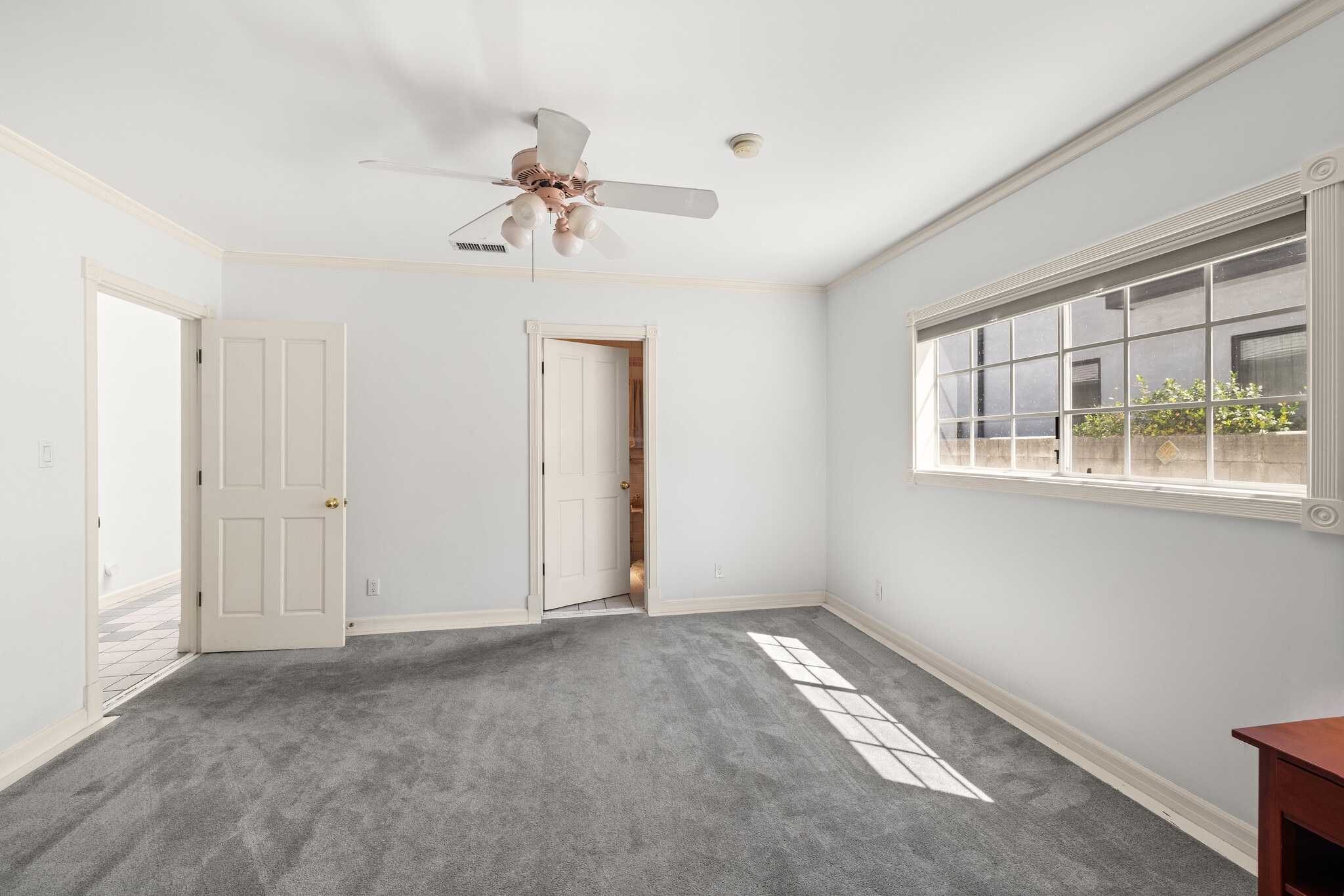Building Photo - 15028 Hesby St