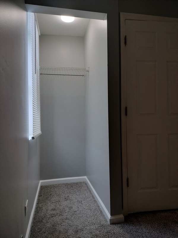 Building Photo - 8320 S Muskegon Ave