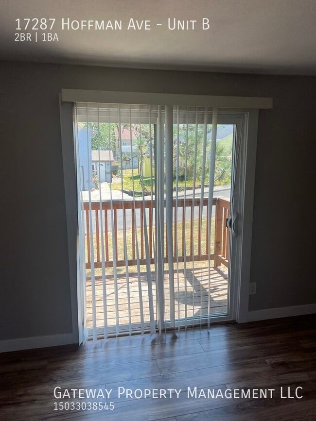 Building Photo - 17287 Hoffman Ave