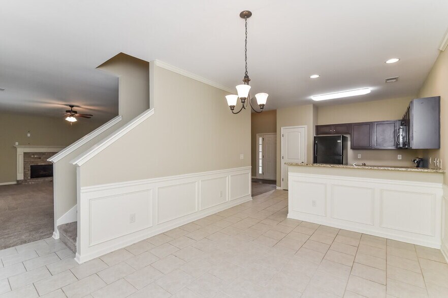 Building Photo - 787 Helm Ln NW