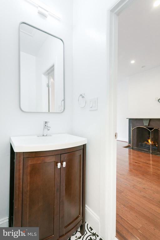 Building Photo - 1339 Corcoran St NW