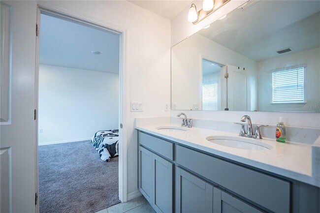 Building Photo - 3883 Academia Ave