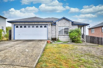 Building Photo - Beautiful 3-Bedroom Home in Northeast San Antonio
