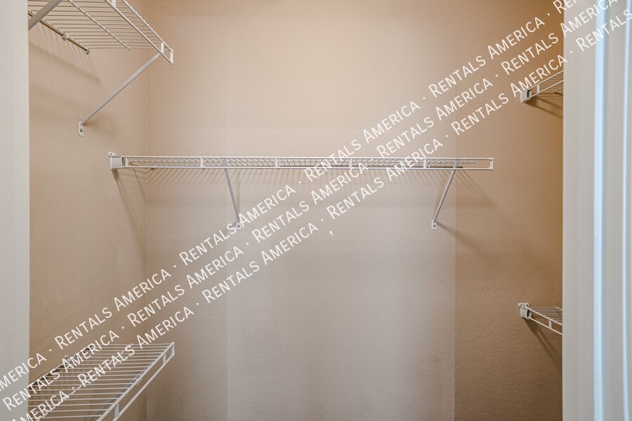 Building Photo - 14575 W Mountain View Blvd