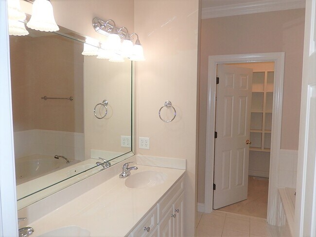 Building Photo - 7369 Fontana Ridge Ln