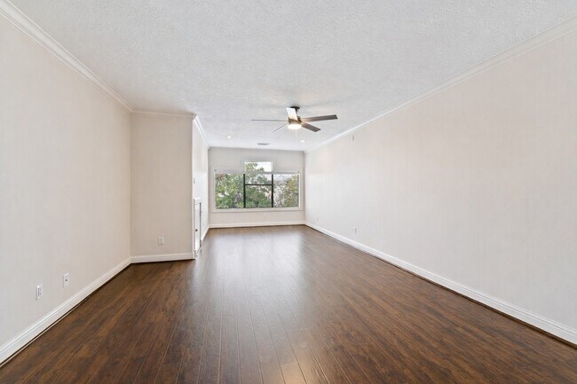 Building Photo - 5422 Gibson St