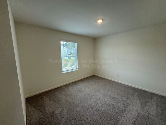 Building Photo - 26 Otway Lp