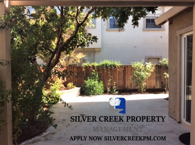 Building Photo - Gorgeous Pleasanton Home across Mohr Eleme...