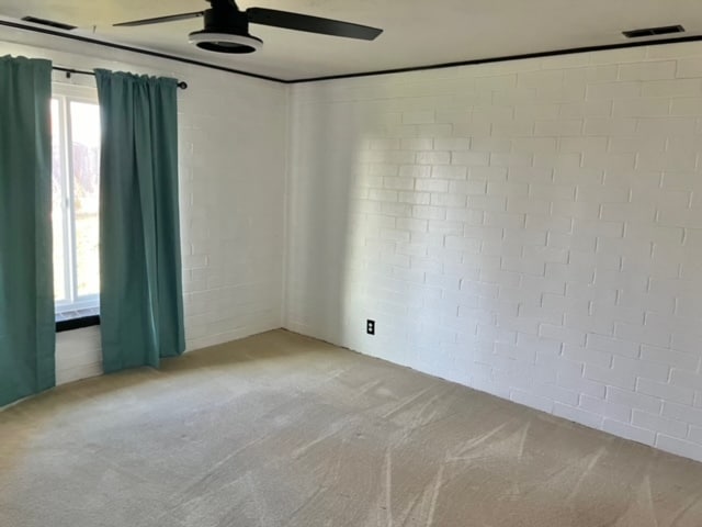 Building Photo - 658 E 250 N