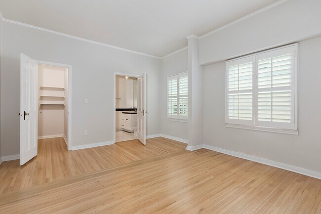 Building Photo - 9336 W Olympic Blvd