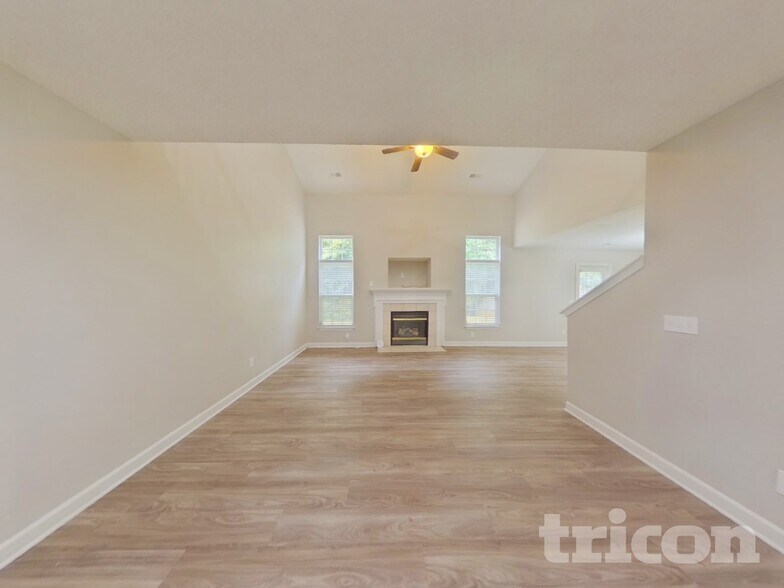 Building Photo - 3341 Braden Dr