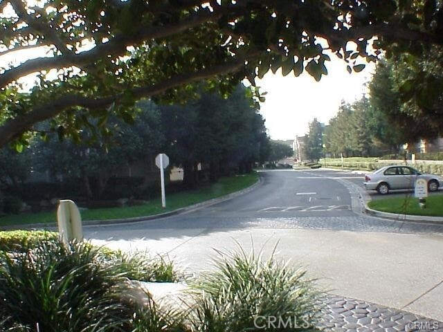 Building Photo - 2800 Plaza del Amo