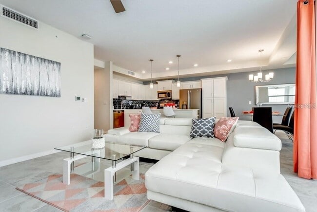 Building Photo - 3111 Paradox Cir