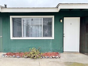 Building Photo - Remodeled Studio West of Coast Hwy!