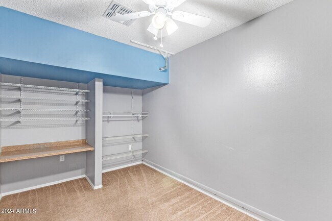 Building Photo - 8902 E Cholla St