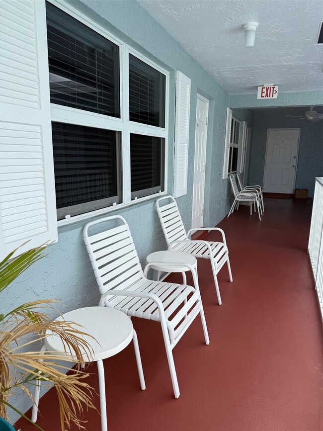 Building Photo - 4658 Bougainvilla Dr