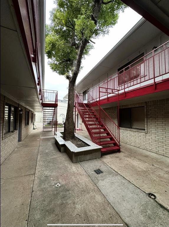 Building Photo - 1410 Blalock Rd