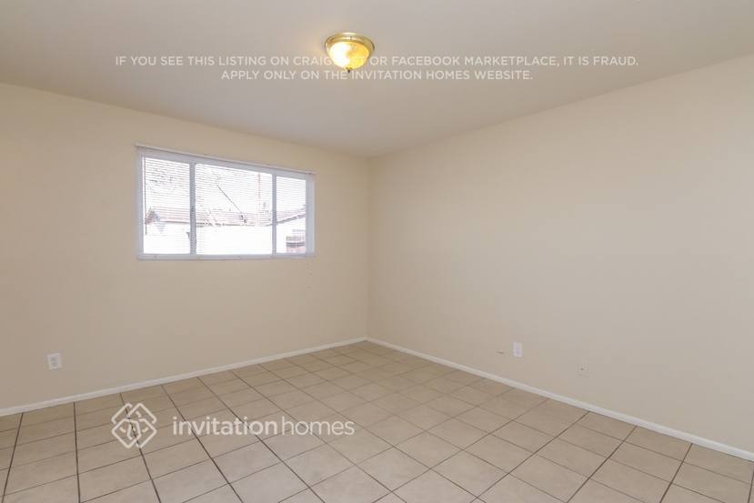 Building Photo - 2964 N 53rd Dr